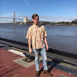 Meet your Posher, Cameron